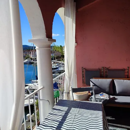 La Voile Blanche -port-grimaud Lux Appartement *